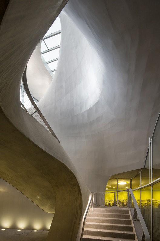 Arnhem Central Transfer Terminal / UNStudio Arnhem Central Transfer Terminal / UNStudio - Image 14 of 29