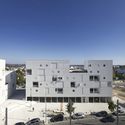 波尔多公寓楼 Carré Lumière / LAN Architecture - 公寓