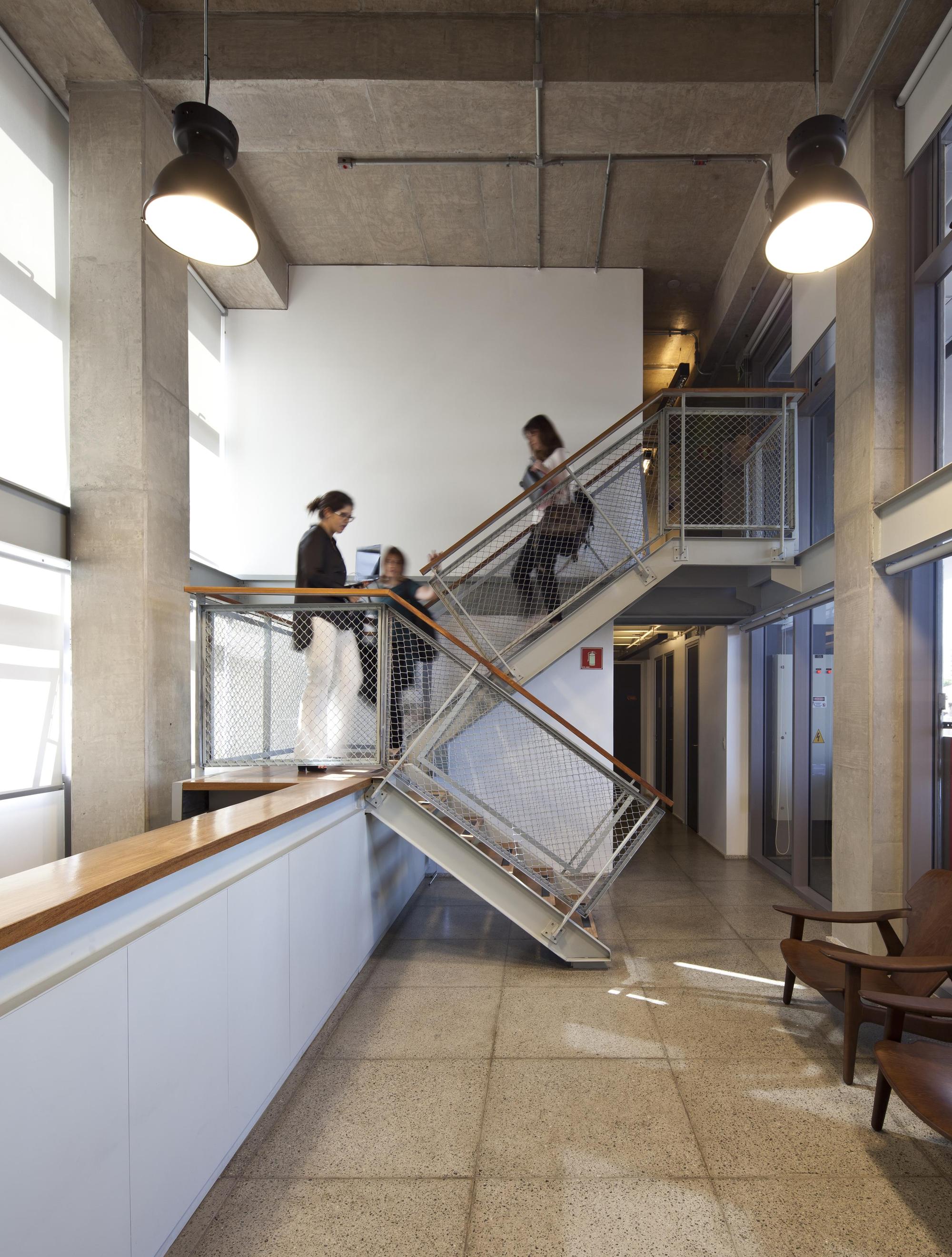 Galeria de Dentsu Aegis Network / DMDV arquitetos - 25
