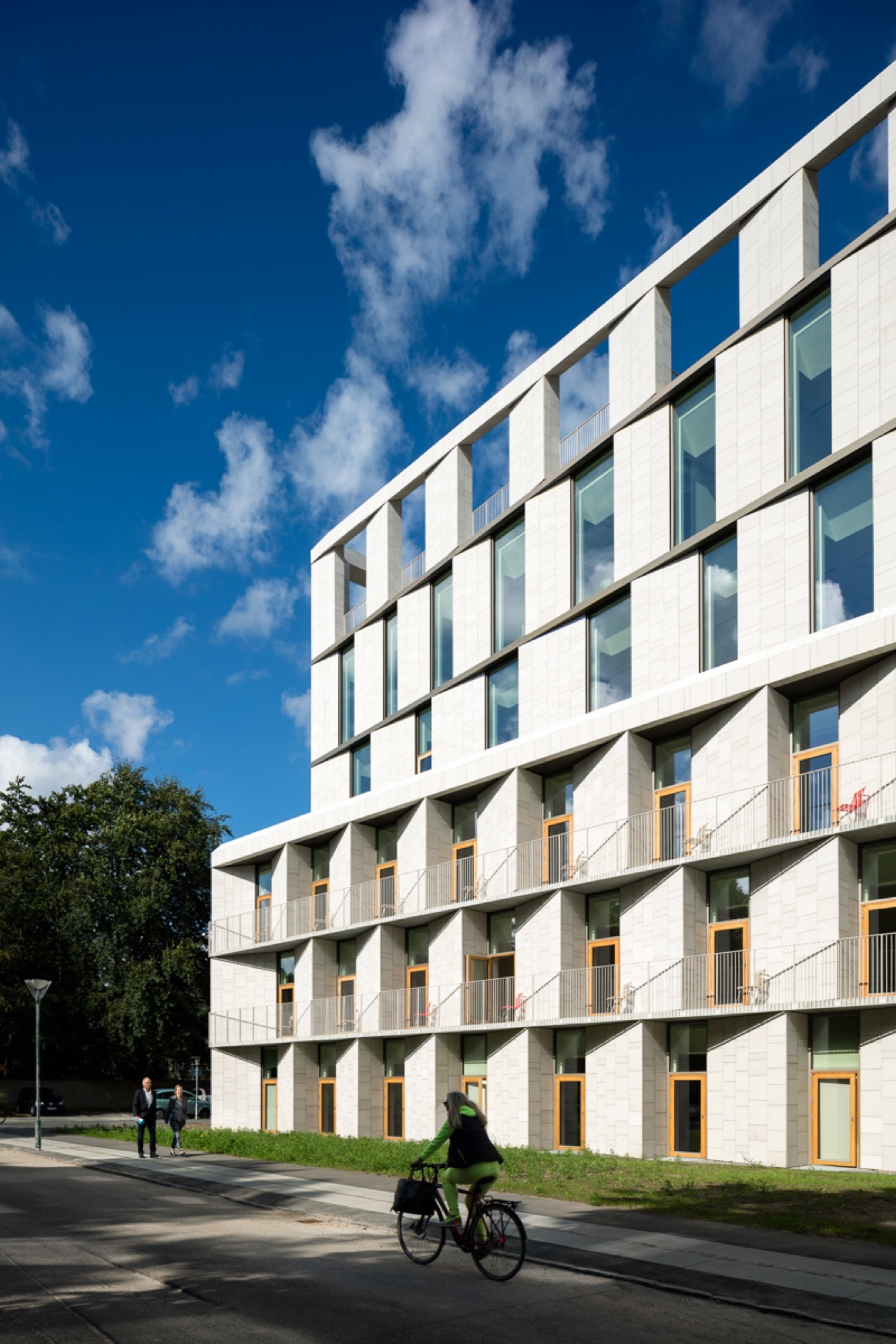 Gallery of Patient Hotel / 3XN 7