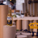 gt2p y Corona presentan un pop-up bar con materiales reciclados - Image 3 of 4