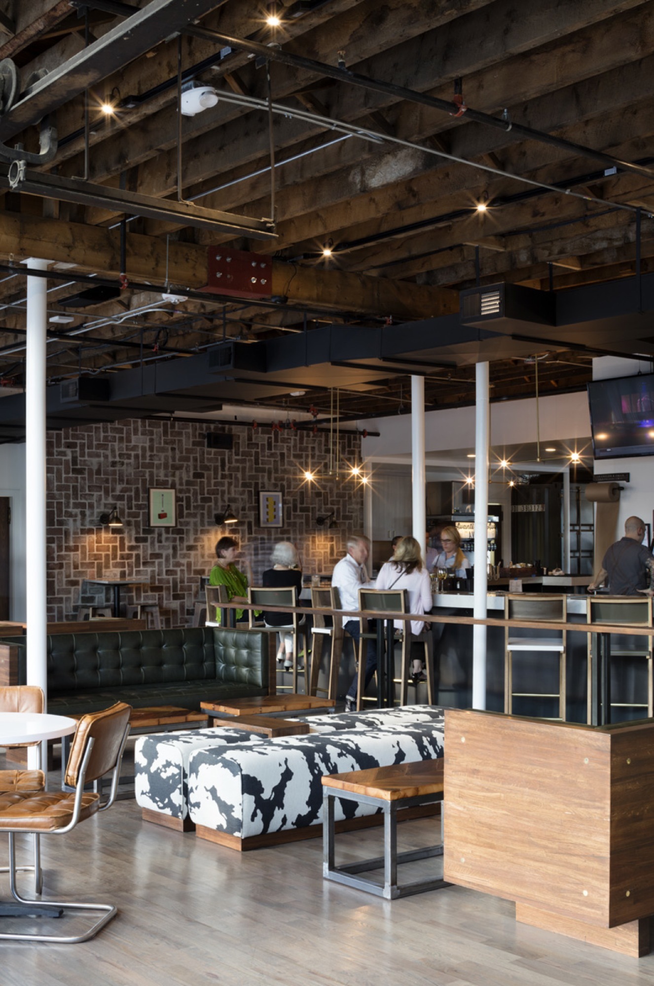 Gallery of Avanti Food & Beverage / Meridian 105 Architecture 6