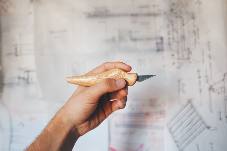 How I Developed Ergo Kiwi, an Ergonomic Craft Knife that Your Fingers Will Thank You For - Featured Image