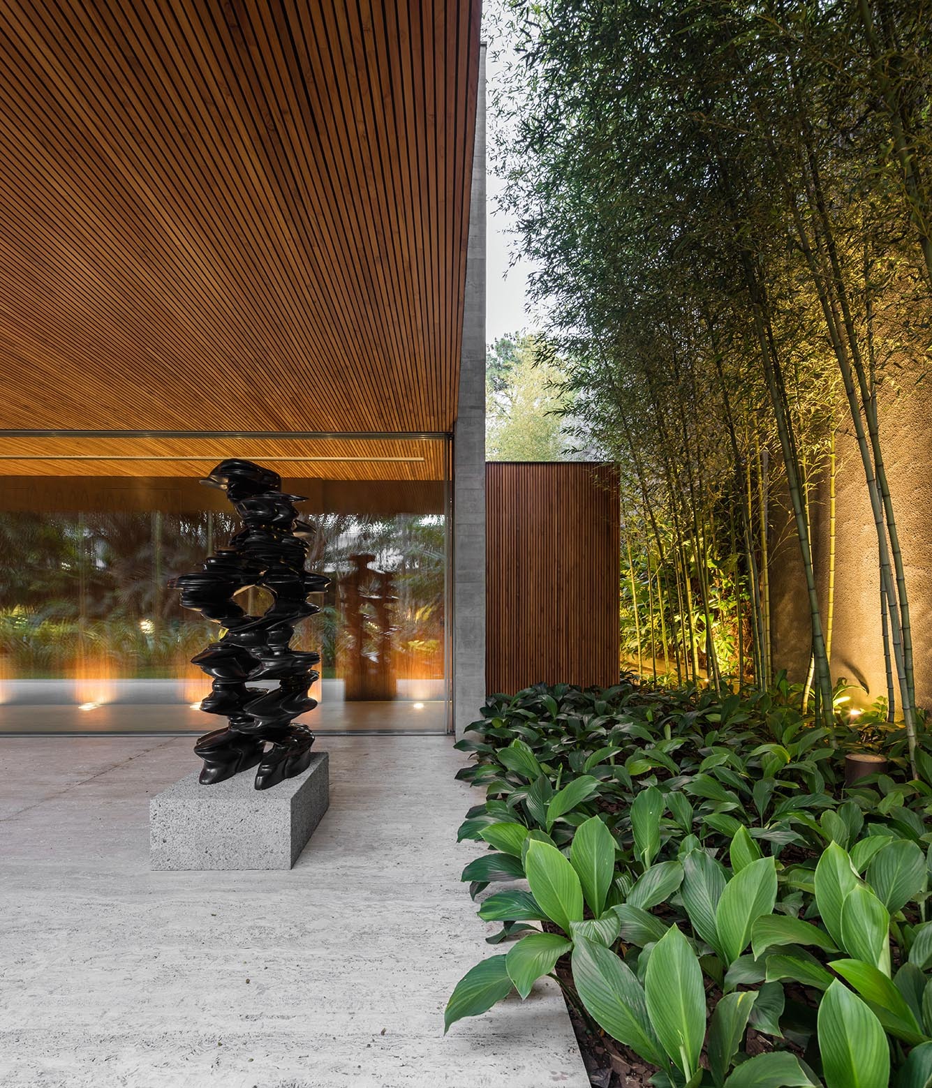 Gallery of Ramp House / studio mk27 - 33