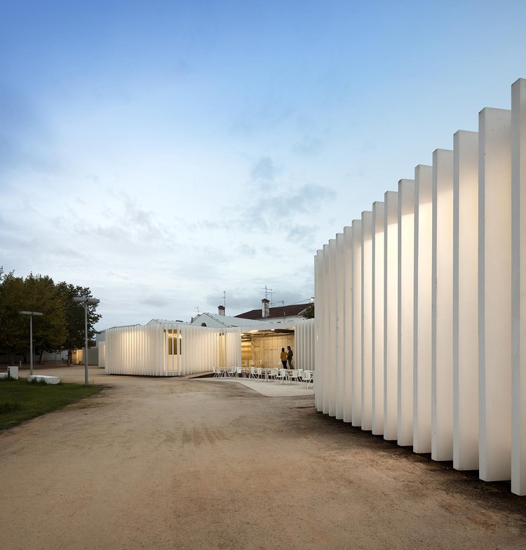 Camping en Abrantes / atelier Rua - Imagen 16 de 36