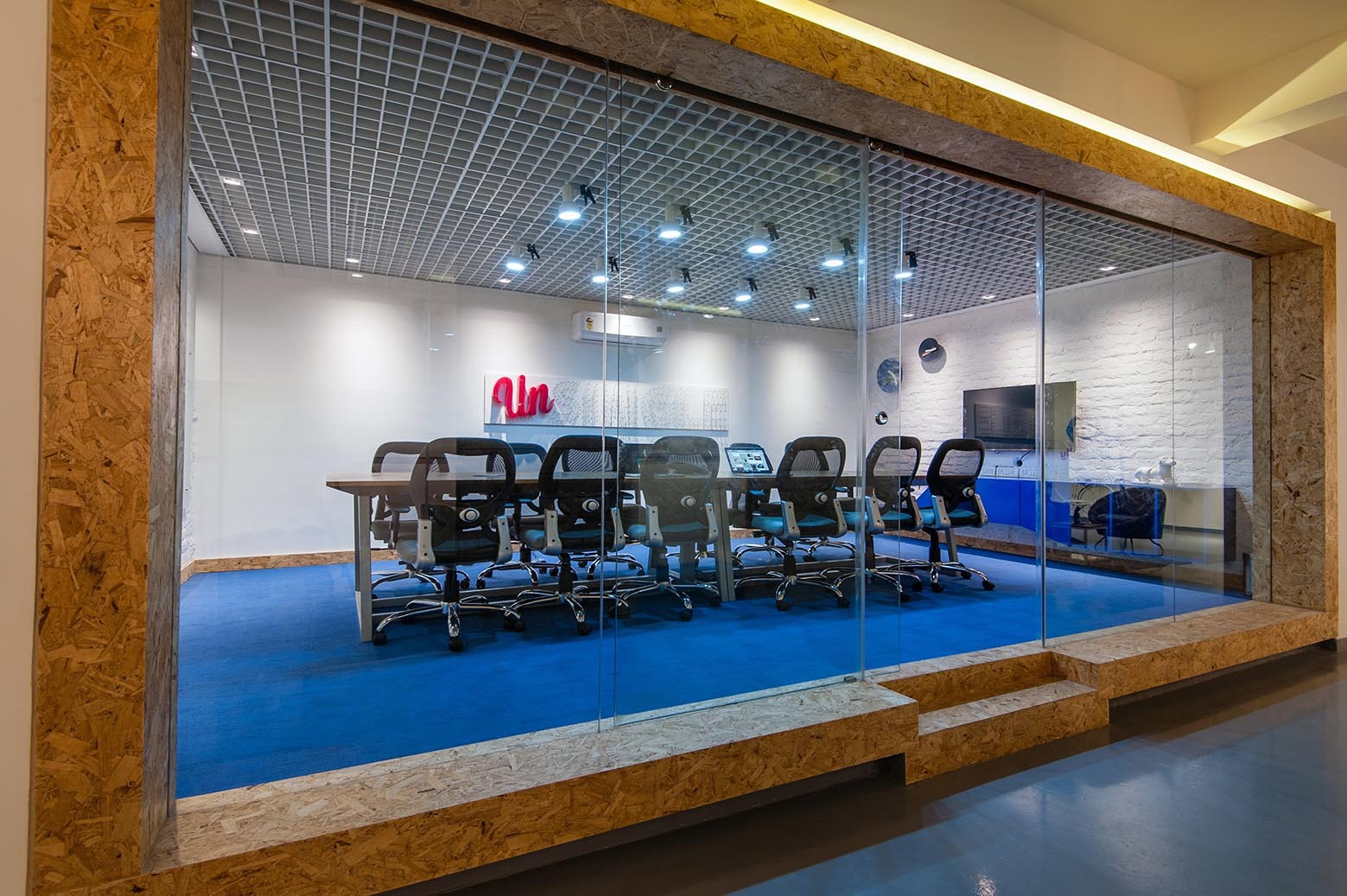 Gallery of Truly Madly Office Interiors / Studio Wood 13