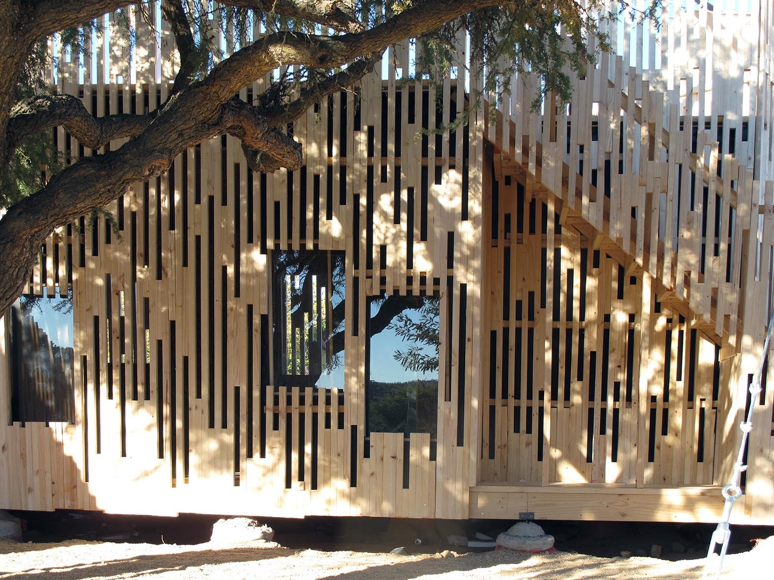 Gallery of Pumanque Community Centre / The Scarcity and Creativity