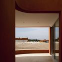 Casa O / Atelier dos Remédios - Casas, Porta, Fachada, Arco, Pilar