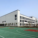 Jiangbei - Escuela de Lenguas Extranjeras / DC ALLIANCE - Escuela Secundaria
