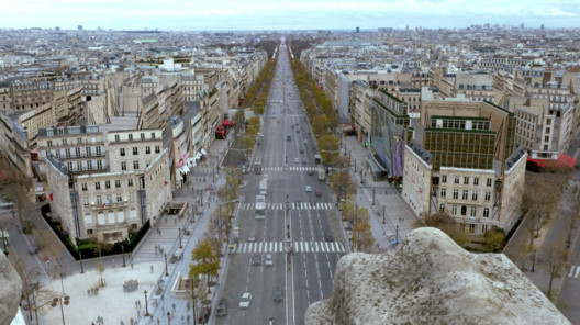 Vídeo: "Apparences" - Paris de fachada