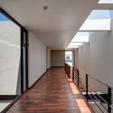 Casa VGA / Diseño Norteño - Casas, Fachada, Barandas