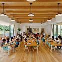 Escuela infantil SM / HIBINOSEKKEI + Youji no Shiro - Kindergarten