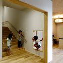Escuela infantil SM / HIBINOSEKKEI + Youji no Shiro - Kindergarten
