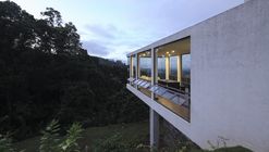 Casa Flutuante / KWA Architects