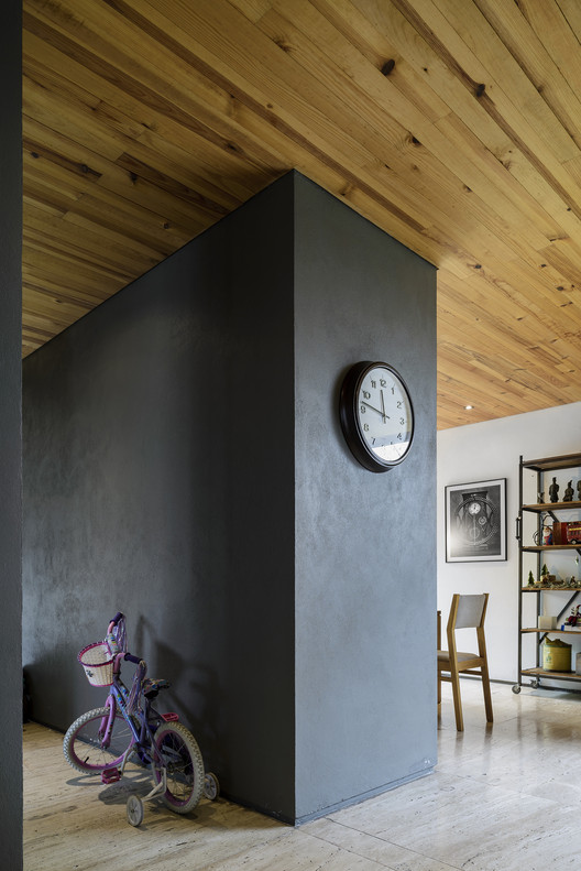 Casa para Renta / Miguel Montor Casa para Renta / Miguel Montor - Puerta, Fijación Vigas