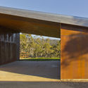 Crackenback Stables  / Casey Brown Architecture - Concrete