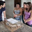 Taller "Entre Comunidad": estudiantes construyen espacios recreativos en Costa Rica - Image 3 of 4