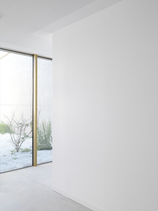 Centro Cultural en Saint-Germain-lès-Arpajon / Ateliers O-S architectes - Imagen 21 de 50