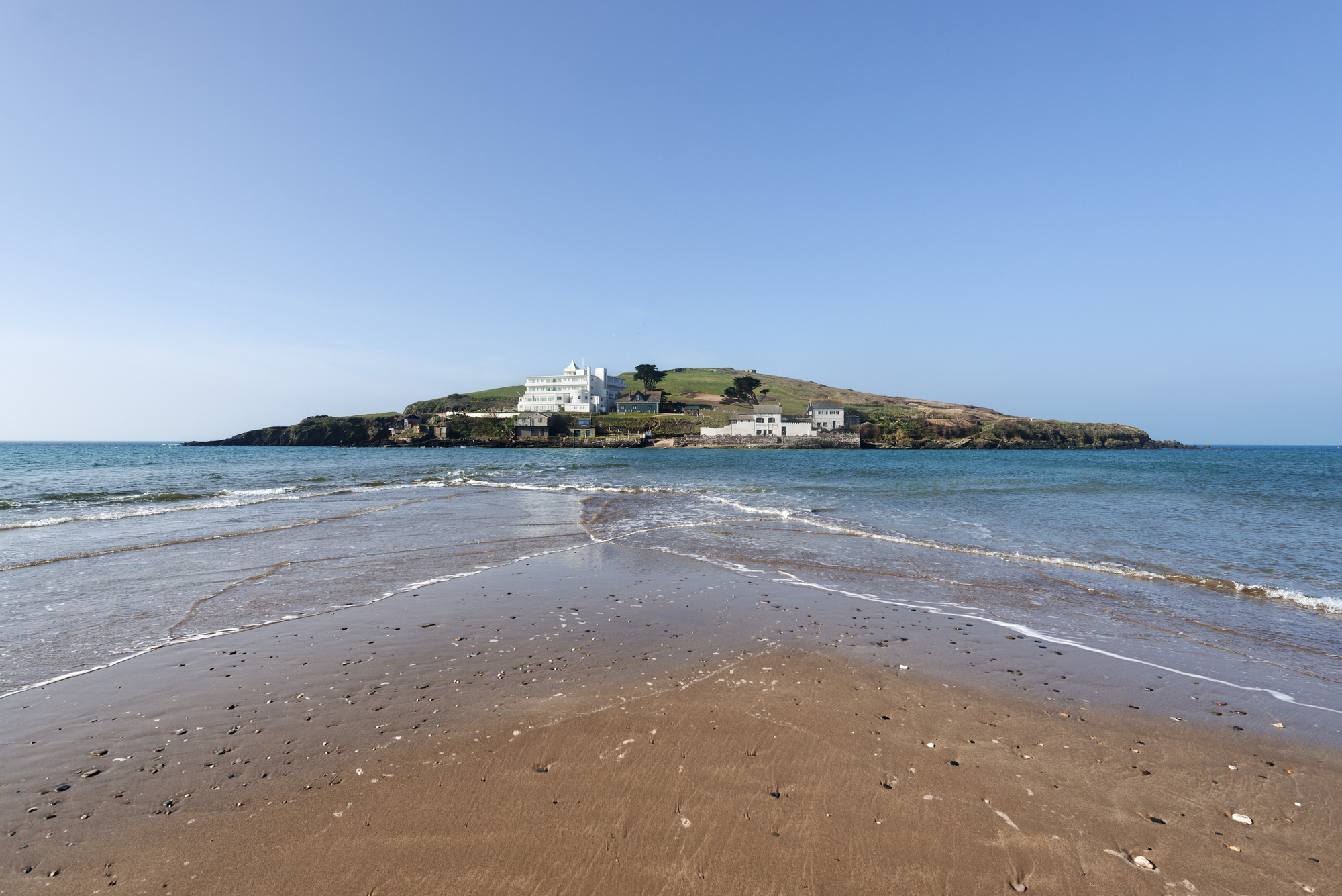 Gallery of Carmody Groarke Selected to Design CliffTop Hotel Retreat