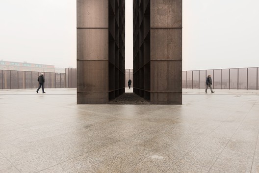 Memorial Shoah de Bolonha / Set Architects - Imagem 11 de 24