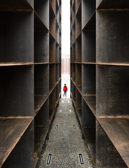 Memorial Shoah de Bolonha / Set Architects - Imagem 15 de 24