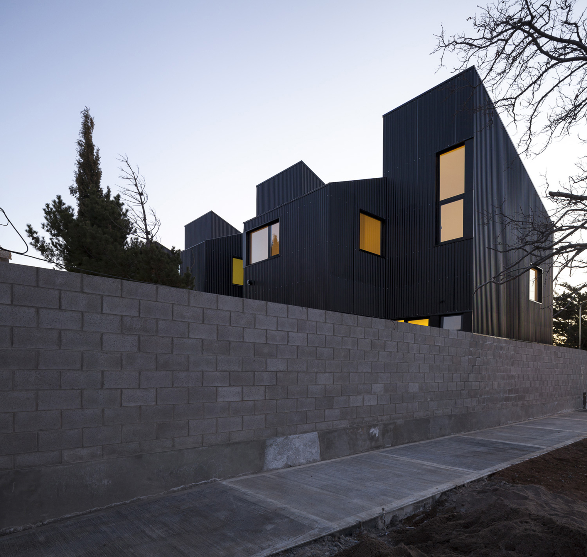 Calde Roco Gallery of Housing in Calle Roca / Gálvez Autunno Arquitectos - 6