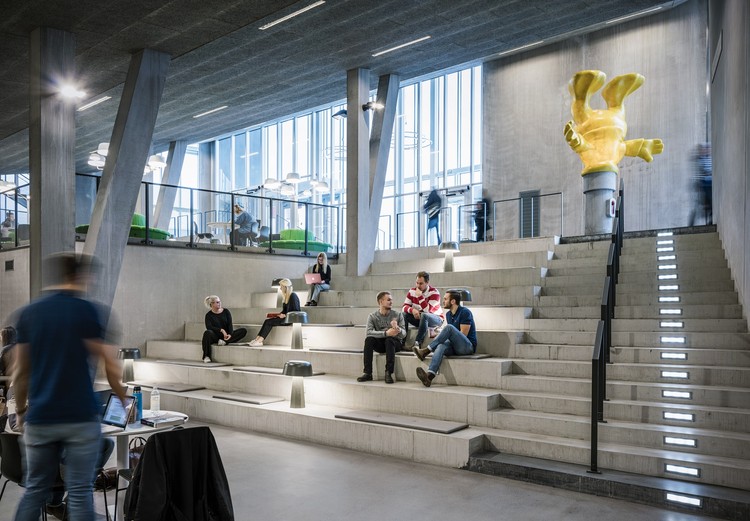 Campus Örebro: Nova House  / Juul Frost Architects - Stairs