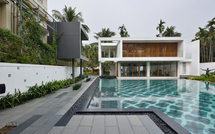 Pool House  / Abin Design Studio - Windows, Courtyard