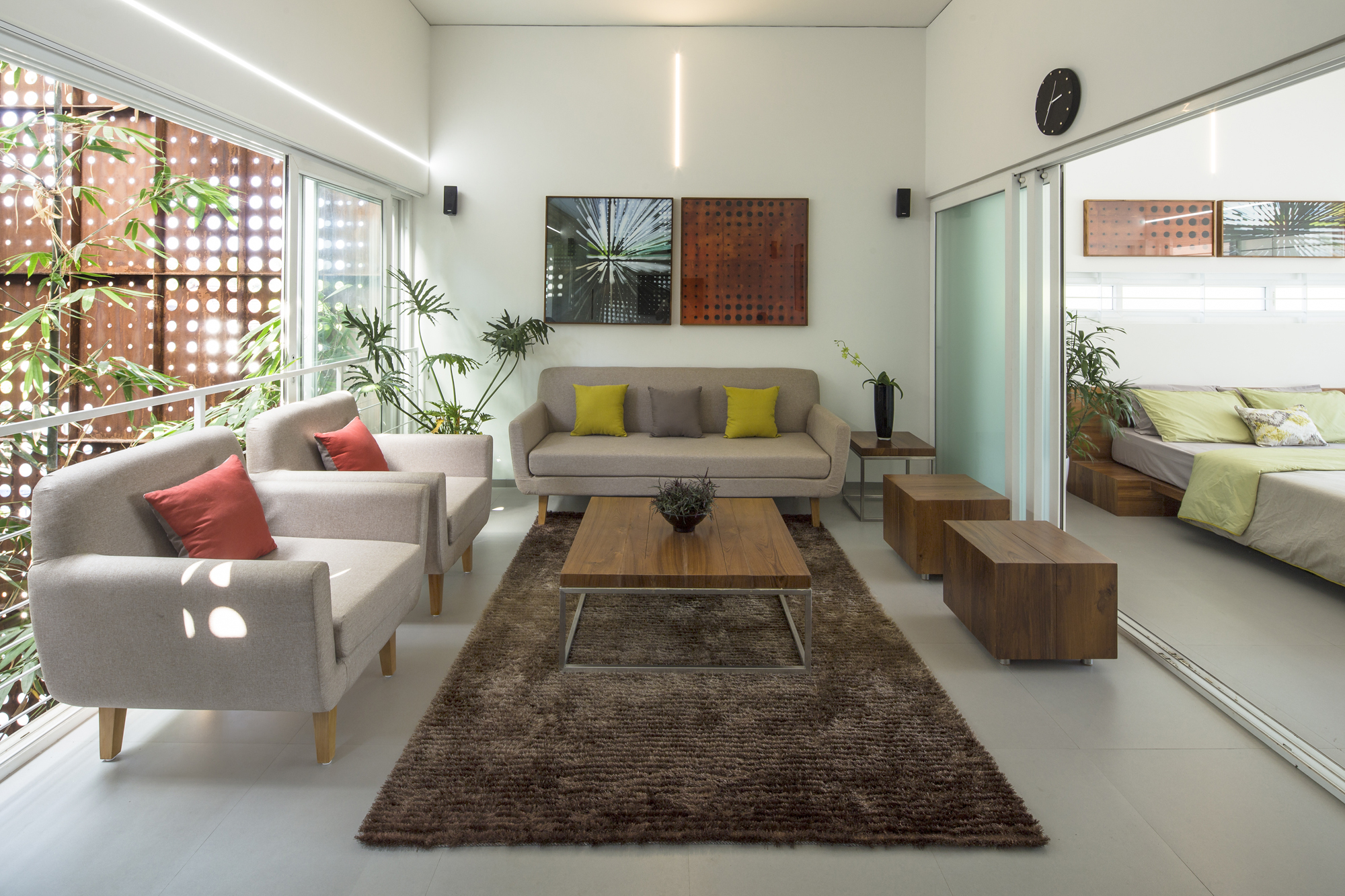 Gallery of The Breathing Wall Residence / LIJO.RENY Architects - 2