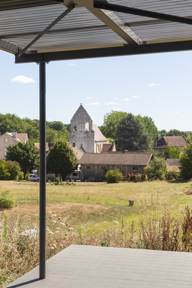 Gallery of SaintSauveur House / HorsChamps 21