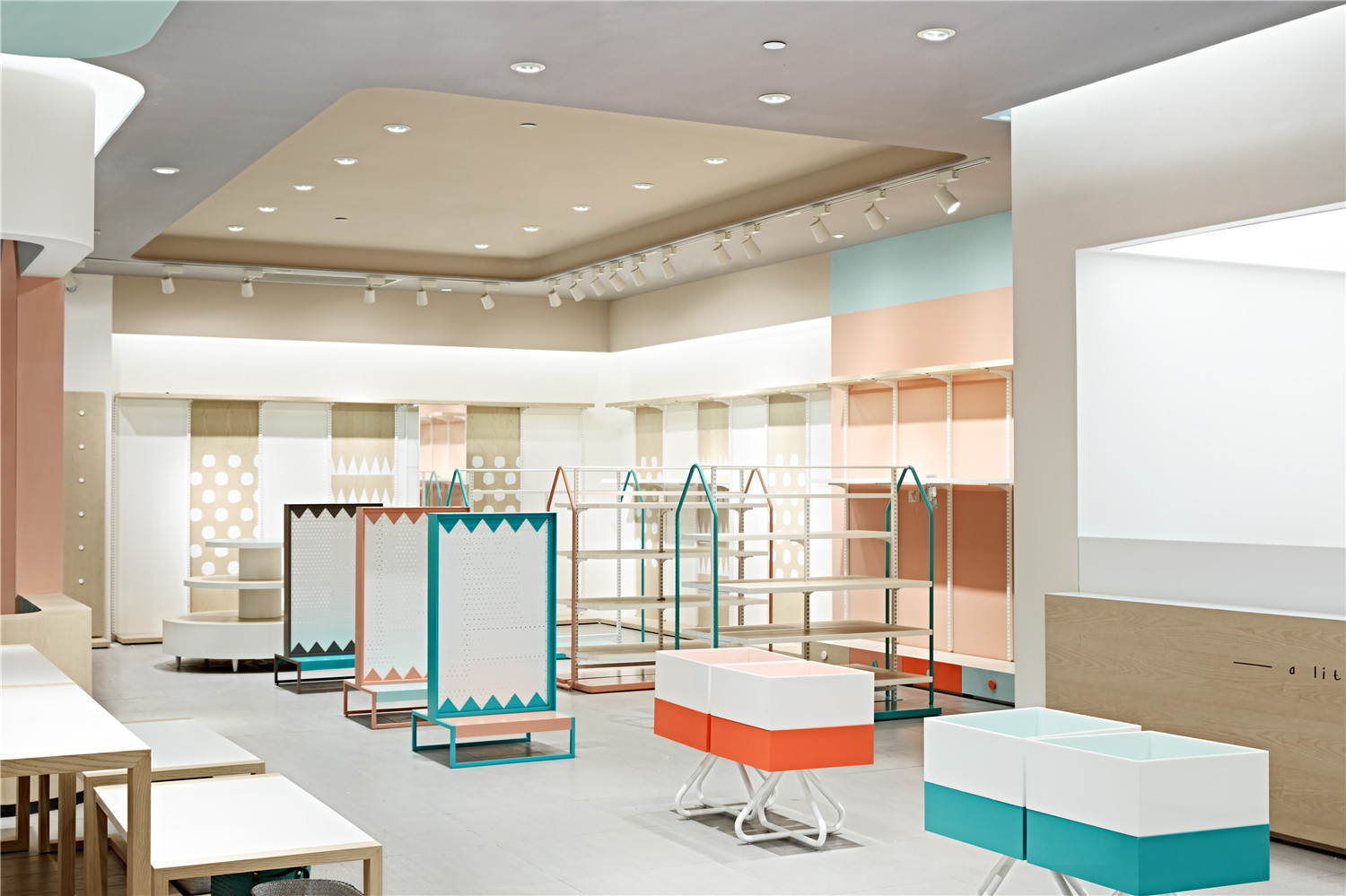 Gallery of Be Kids for One Moment / RIGIdesign - 14