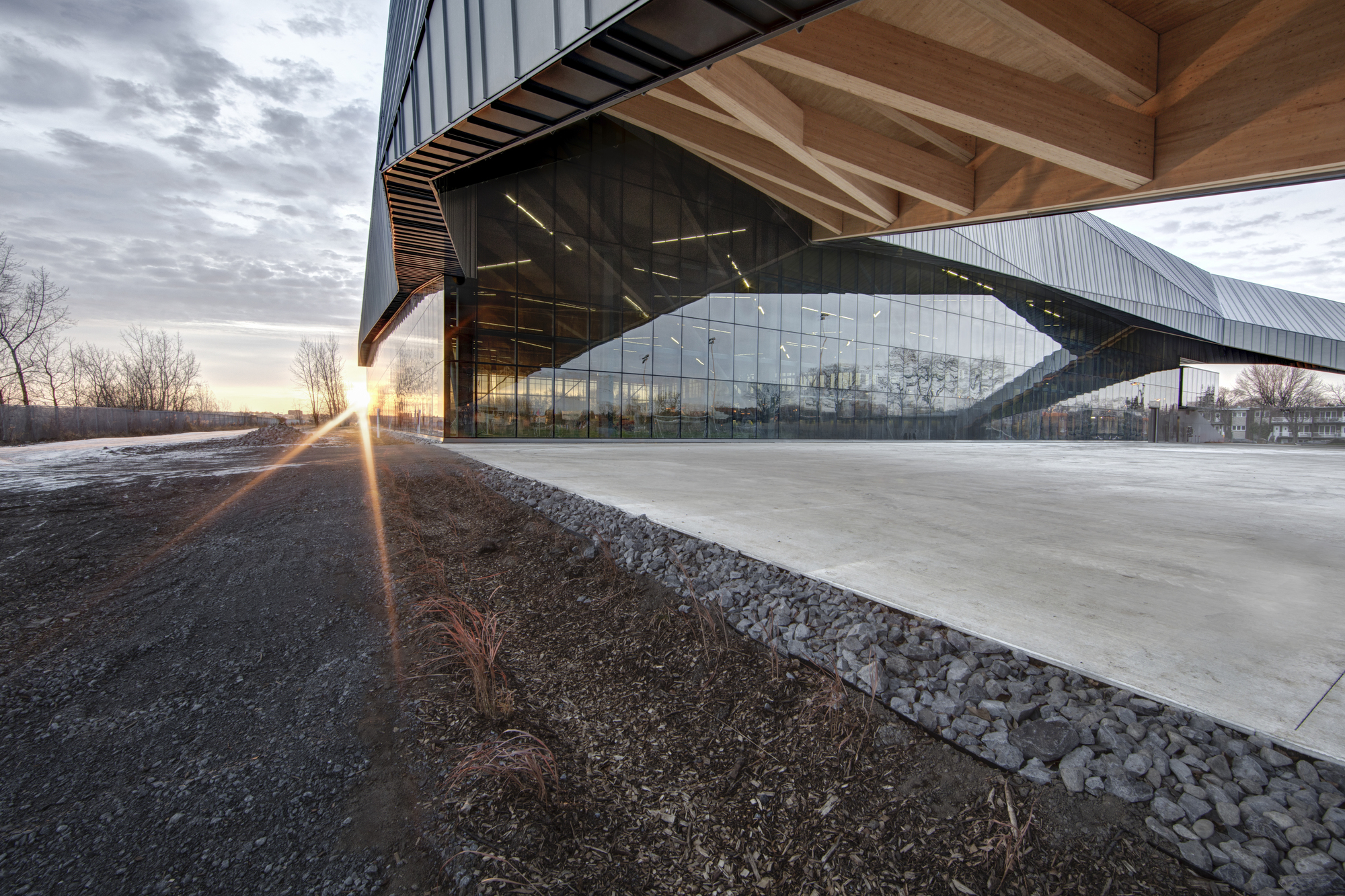 Gallery of Stade De Soccer de Montréal / Saucier + Perrotte architectes