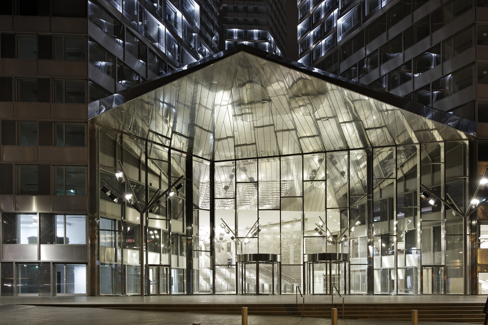 Galeria de Torres Pont de Sèrves Renovação Citylights / Dominique