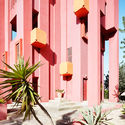 La Muralla Roja de Ricardo Bofill bajo el lente de Gregori Civera - Fotografía De Arquitectura