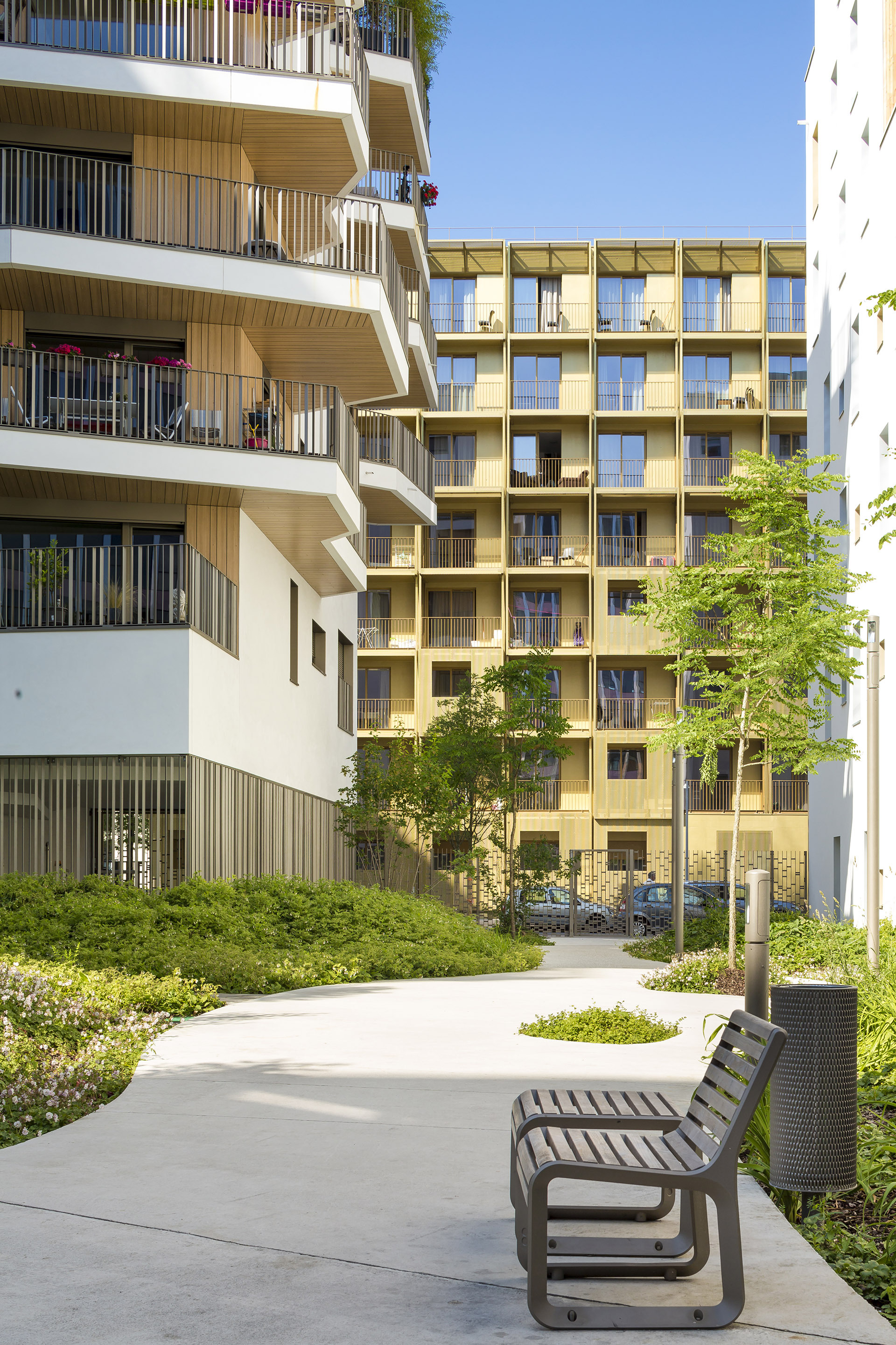 Gallery of Golden Cube / Hamonic + Masson & Associés 17