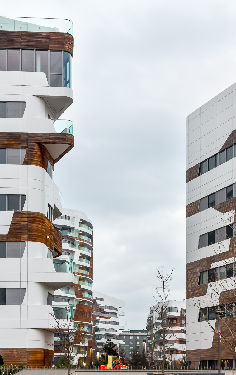 Gallery of Citylife Apartments / Zaha Hadid Architects 12