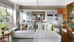 Apartamento Granja Julieta  / Cincocinco Arquitetura