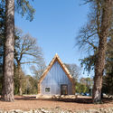 Wolfson Tree Management Centre Mess Building  / Invisible Studio - Windows, Forest