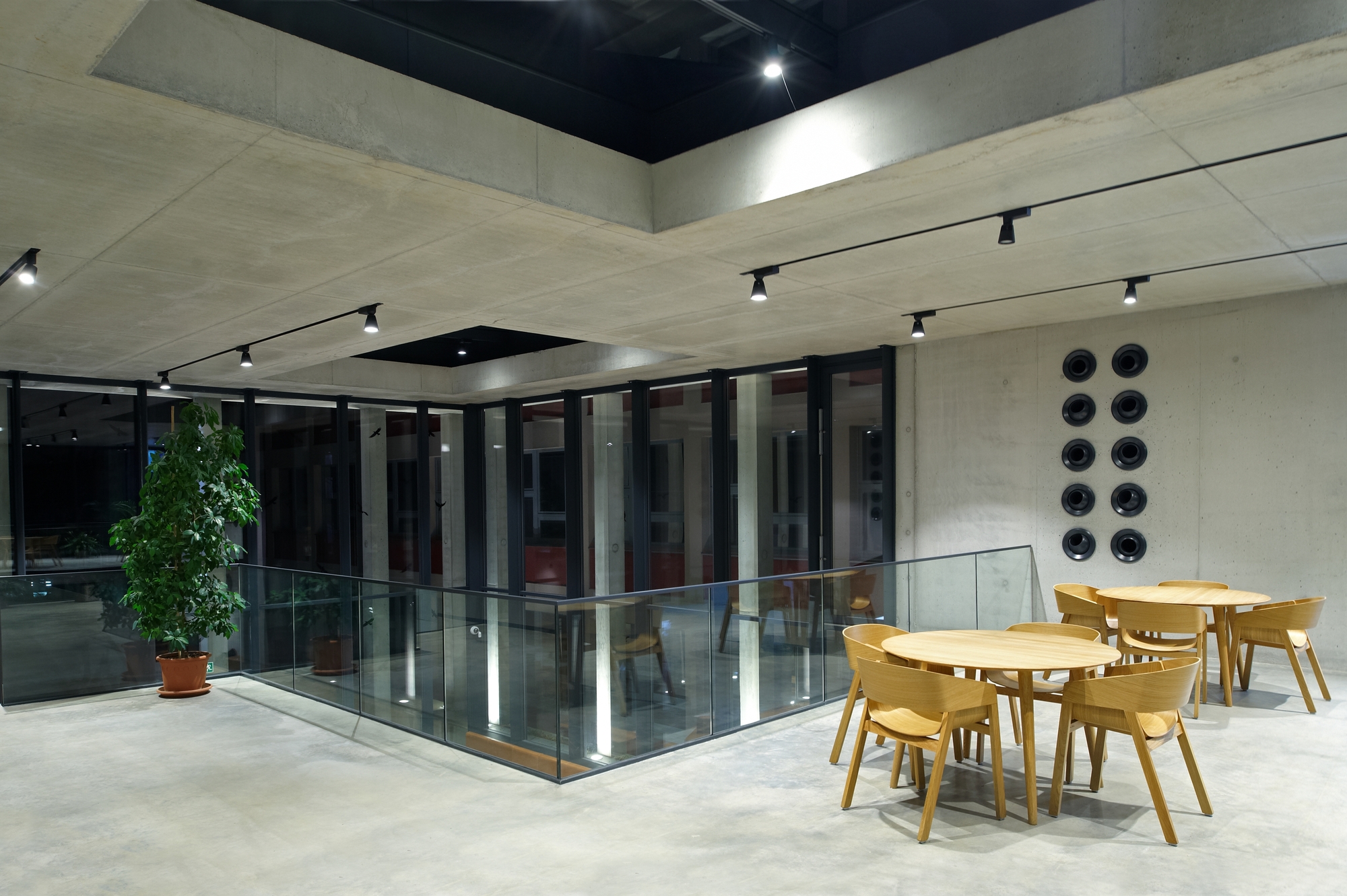 Gallery of Business School Atrium Extension / IO Studio - 11