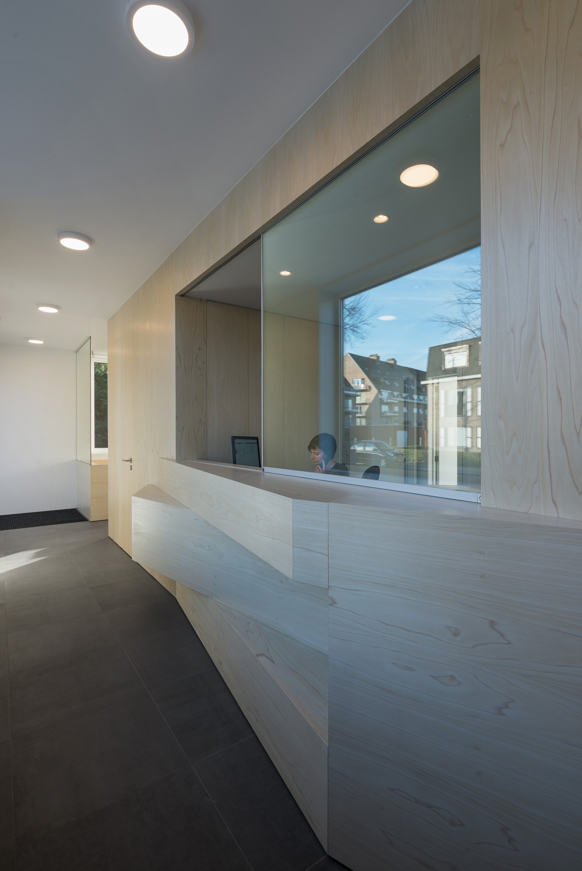 Gallery of Medical Practice De Schuyter / Joshua Florquin Architects - 10