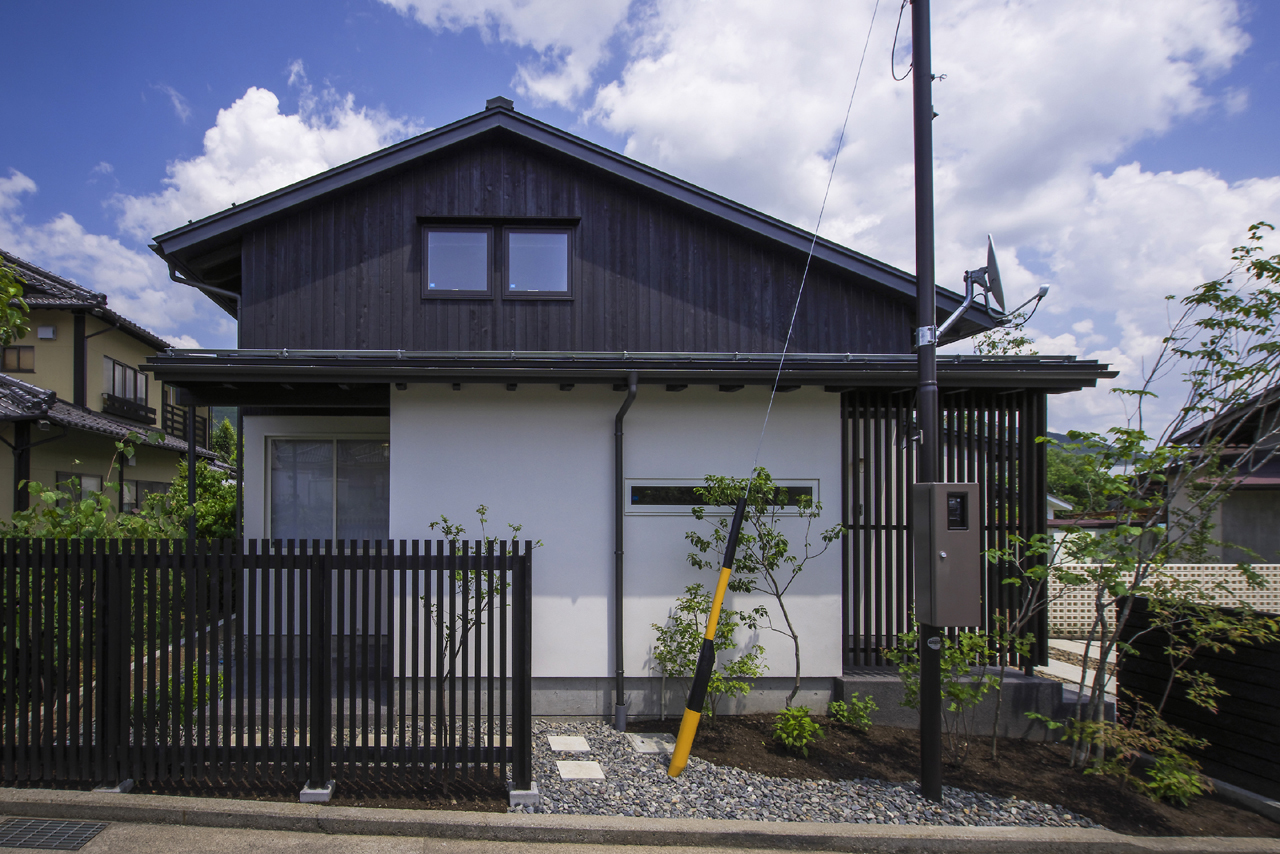 Gallery of House Matsumoto Okada / MTKarchitects 8
