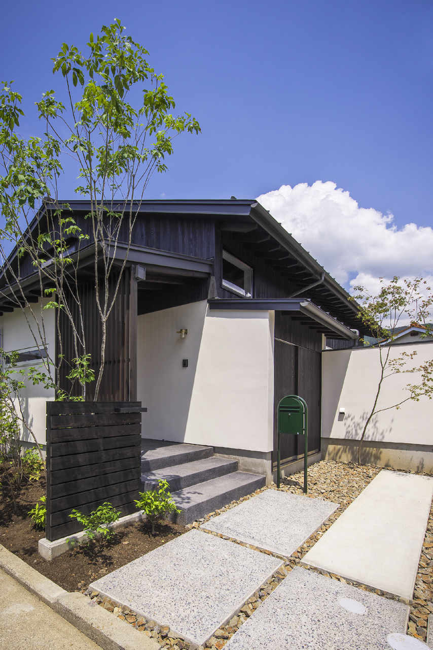 Gallery of House Matsumoto Okada / MTKarchitects 12