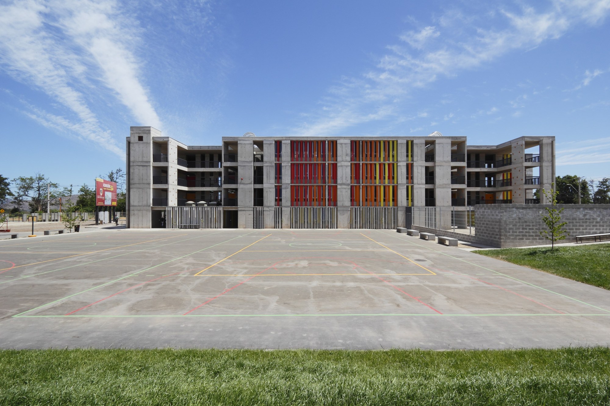 Gallery of School San Andres El Bosque / Gubbins Arquitectos 21