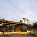 Casa RDP  / Daniel Moreno Flores + Sebastian Calero  - Casas