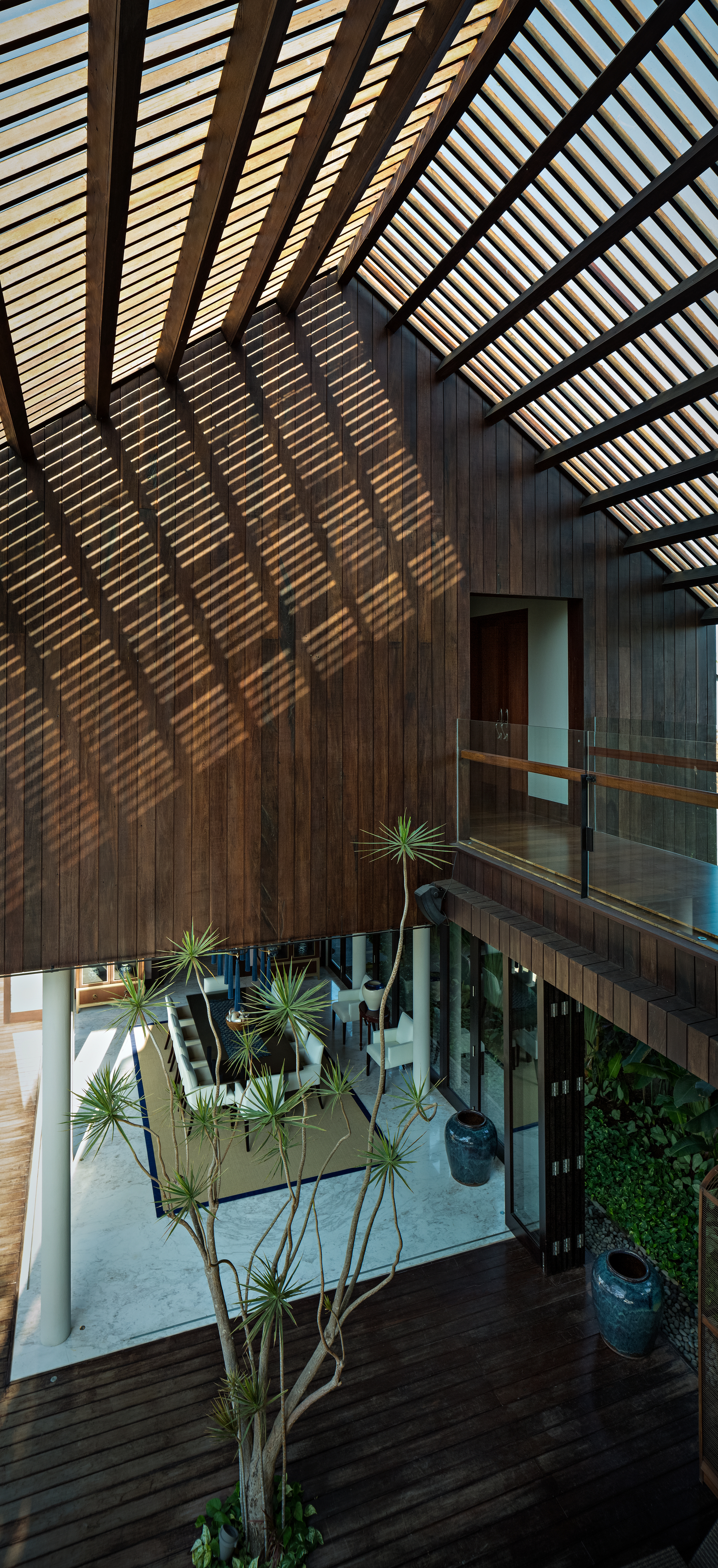 Gallery of DRA House in Bali / D-Associates - 13
