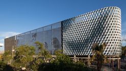 Estacionamento City View / IwamotoScott