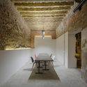 San Jerónimo Atelier  / CUAC Arquitectura - Offices Interiors, Beam, Arch, Table, Chair, Bench