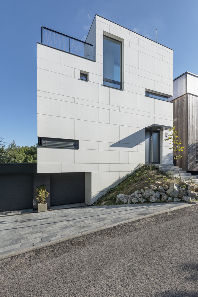 Gallery of Two Buildings / Compass Atelier - 21