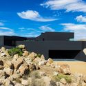 Black Desert House / Oller & Pejic Architecture - Imagen 4 de 46