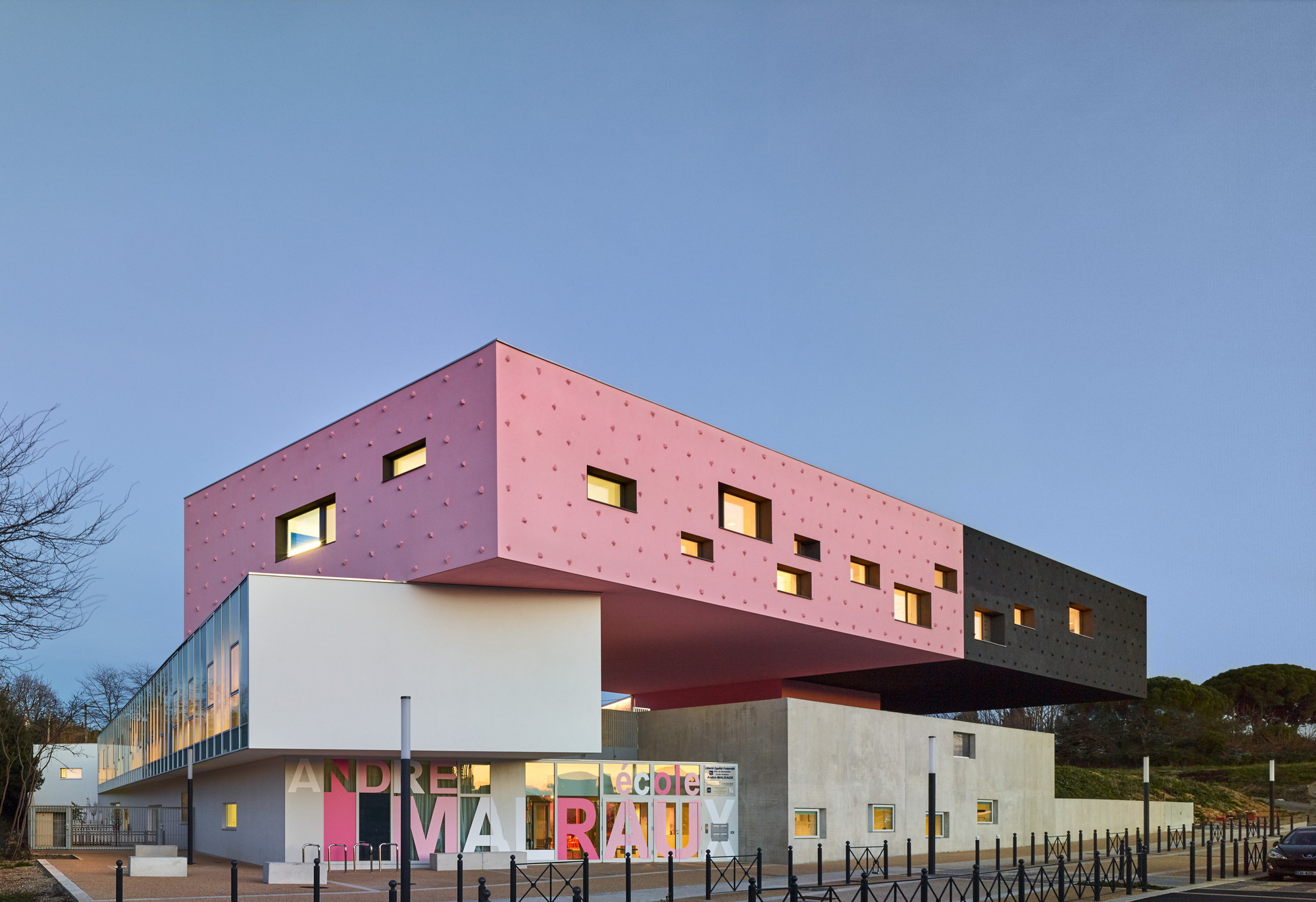 Galer a De Escuelas Andr Malraux En Montpellier Dominique Coulon 